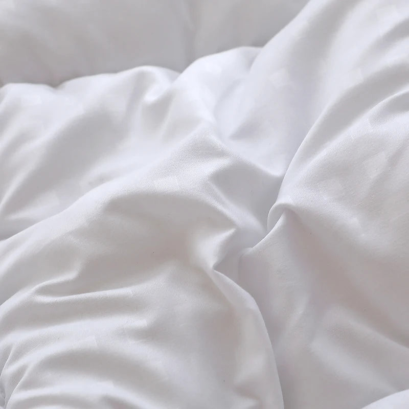 360 GSM Thin Mattress Protector Cover, Breathable Dustproof Bedding